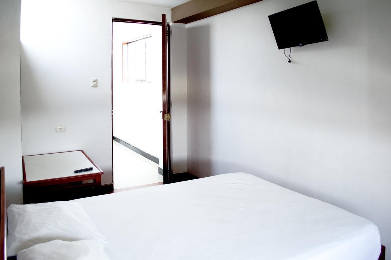 Hostal Los Angeles Barranca Ngoại thất bức ảnh